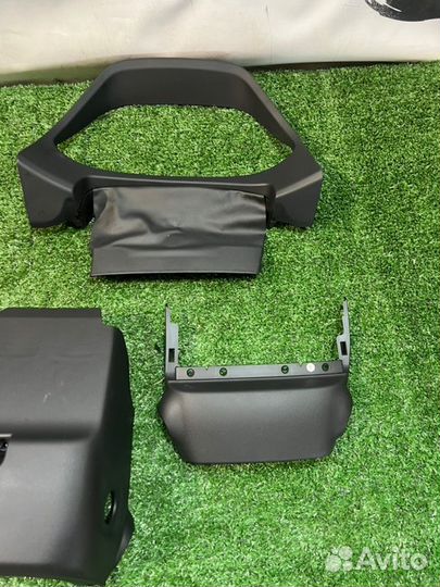 Кожух рулевой колонки Lexus Ux200 mzaa10 M20A-FKS