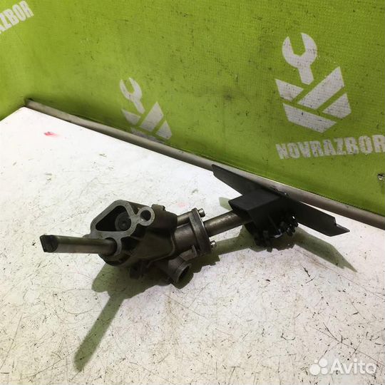 Насос масляный Фольксваген Пассат Б3