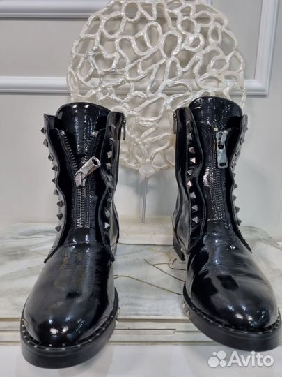 Бательоны женские 40 размер, лаковая кожа