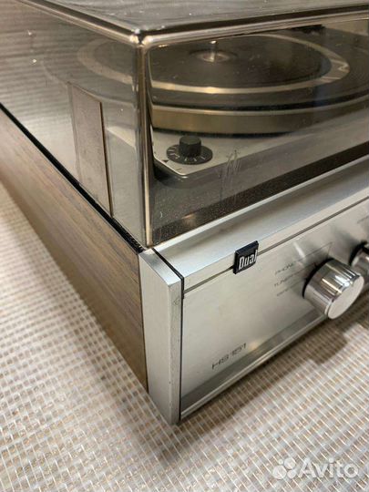 Проигрыватель винила 