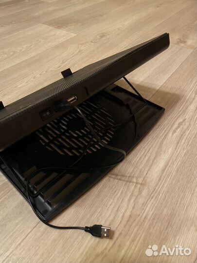 Подставка с охлаждением для ноутбука