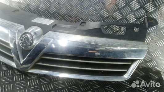Решетка радиатора opel astra H (1GM54QF01)