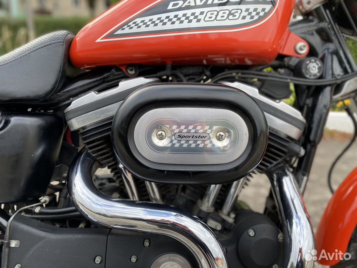 Harley Davidson Sportster 883R