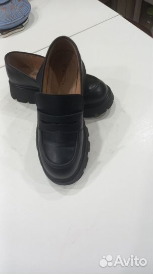 Лоферы женские 36 размер кожаные