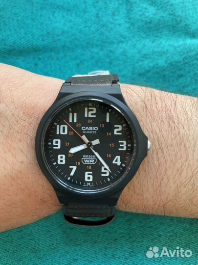 Японские Casio Collection MW-240B-5B