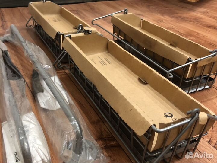 Полки подвесные