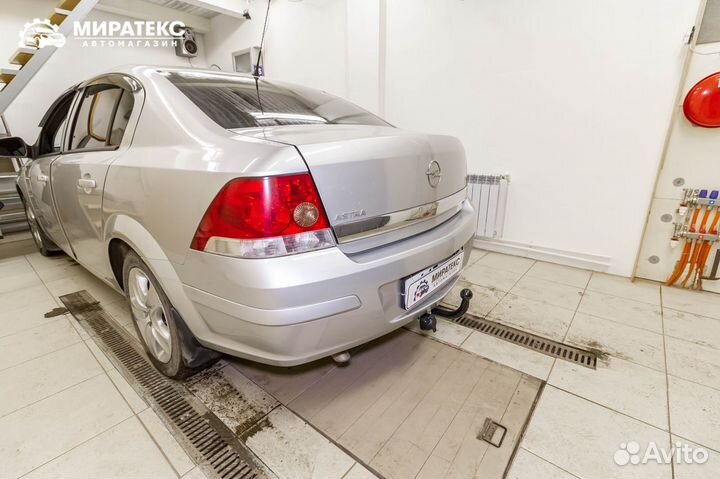 Фаркоп Опель Астра Н седан / Лидер плюс