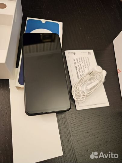 HUAWEI P Smart, 3/32 ГБ