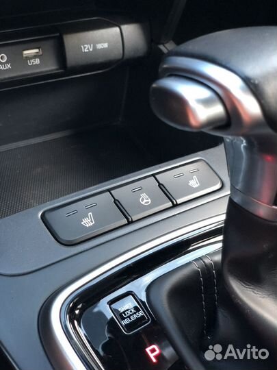 Kia Rio 1.6 AT, 2018, битый, 52 500 км