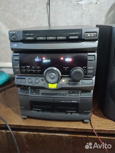 Музыкальный центр sony