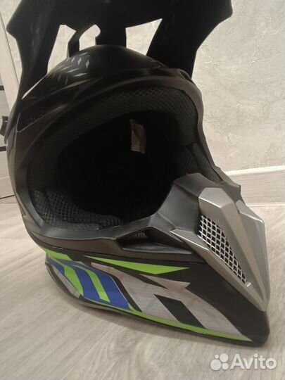 Кроссовый шлем Airoh