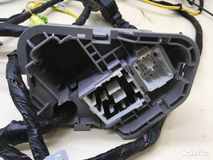 Проводка салона Hyundai Sonata 7 LF 2017-2019