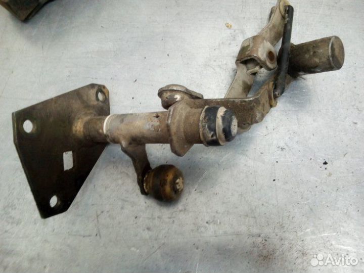 Механизм выбора передач Skoda Octavia A4 1U