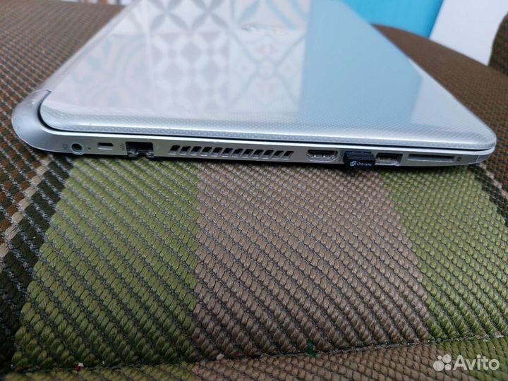 Ноутбук hp, i3/ddr3 8gb/ssd 240gb