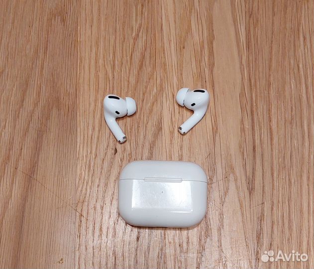 Наушники Airpods pro