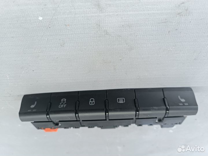 Блок кнопок Skoda Rapid