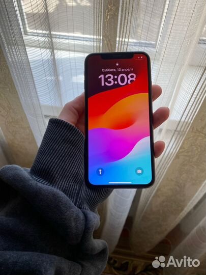 iPhone Xs, 64 ГБ