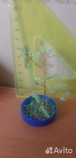 Деревья из бисера