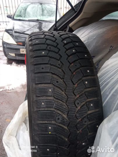 Bridgestone Blizzak Spike-01 225/55 R18