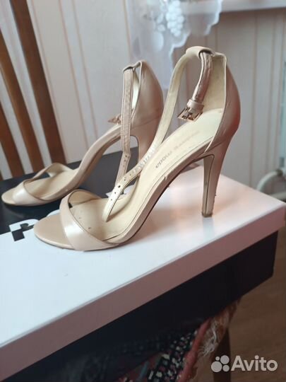 Обувь женская 38 размер