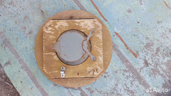 Старинные настенные часы