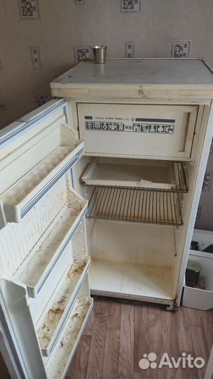 Холодильник бесплатно