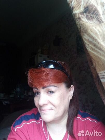 В охране, вахтер, сторож