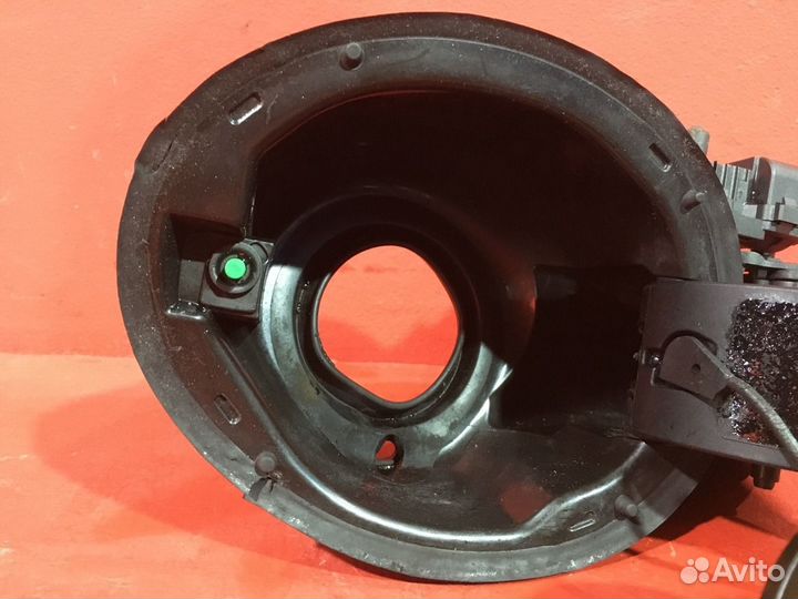 Лючок бензобака Land Rover Range Rover Evoque