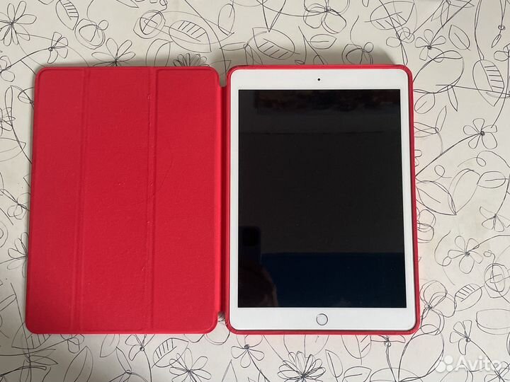 Планшет apple iPad 7