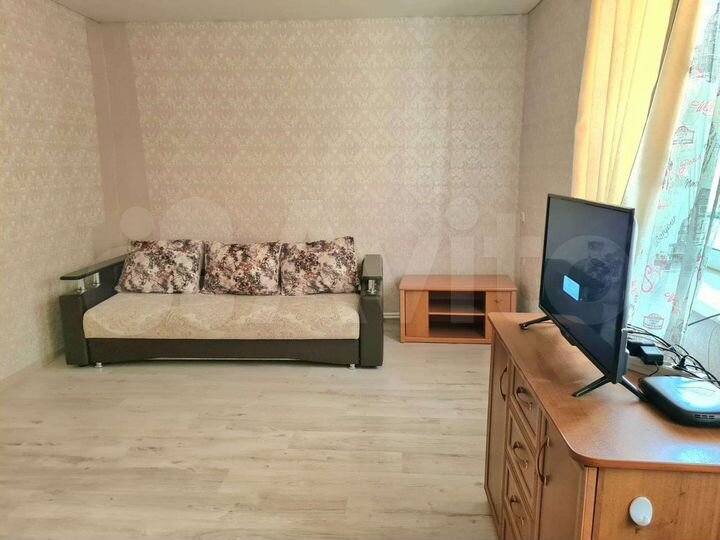 Дом 63 м² на участке 5 сот.