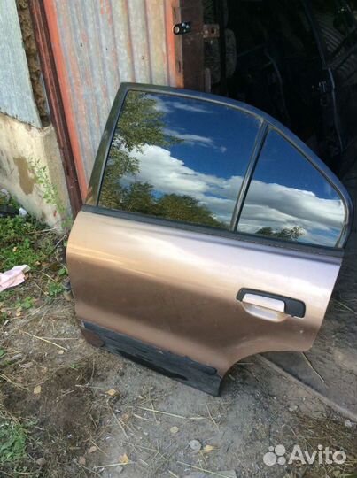 Двери Mitsubishi Galant