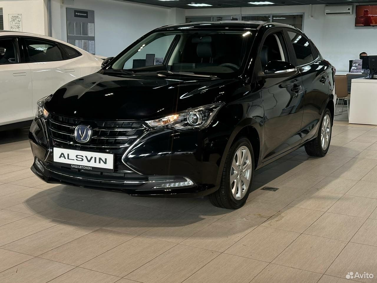 Changan Alsvin 1.5 AMT, 2025