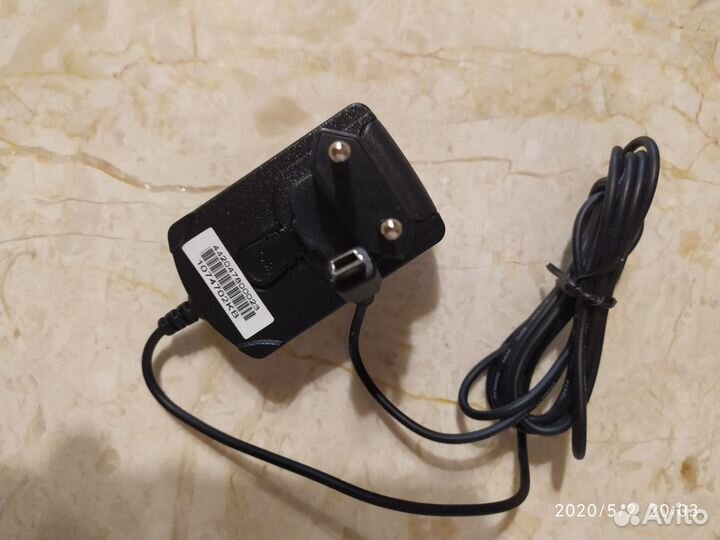 Зарядные устройства для мобильных телефонов