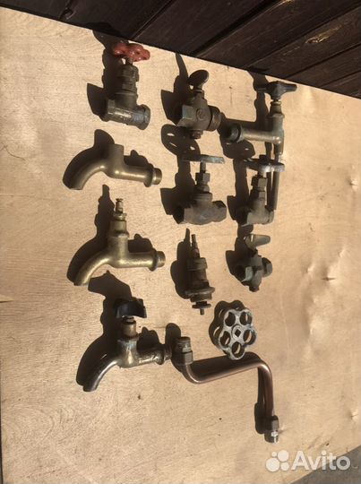 Бак для душа и краны