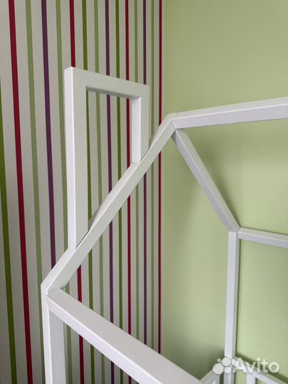 Детская кровать домик с матрасом