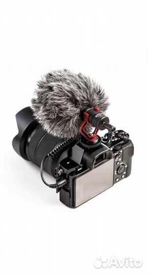 Накамерный микрофон Boya