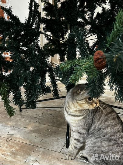 Новогодняя искусственная елка