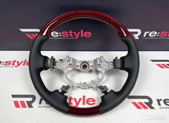 Руль Toyota Camry 50 11-14г Дерево косточка