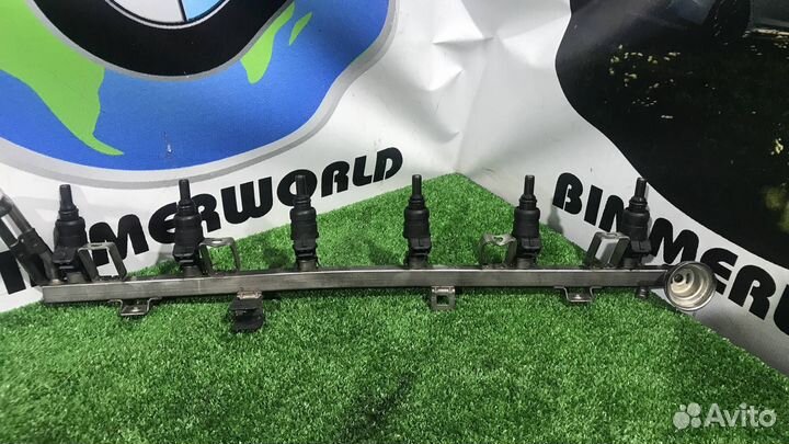 Топливная рампа BMW 5 E39 1999 1427335