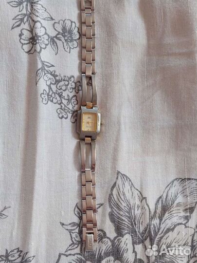 Часы Q&Q Quartz