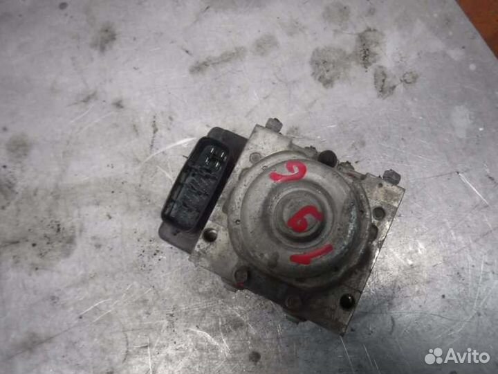 Блок abs Toyota Corolla 124 правый руль 1NZ 2006