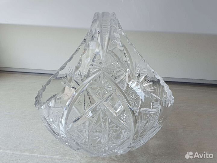 Хрустальная Ваза шар корзинка