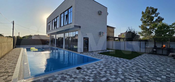 Дом 180 м² на участке 5,1 сот.