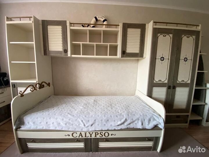 Мебель в детскую комнату