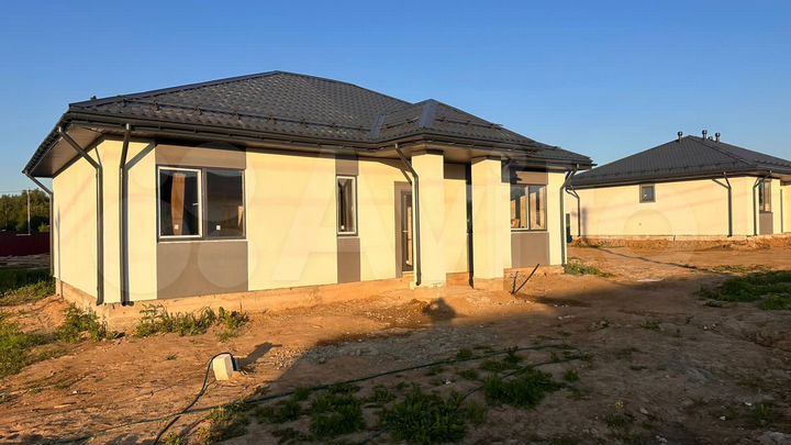 Коттедж 100 м² на участке 8 сот.