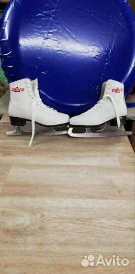 Коньки фигурные 39- 40 размер