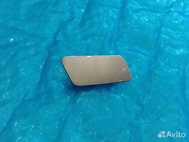 Крышка форсунки Lx 570 правая стальной цвет 15-21