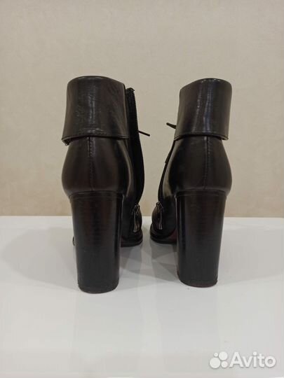 Ботинки женские