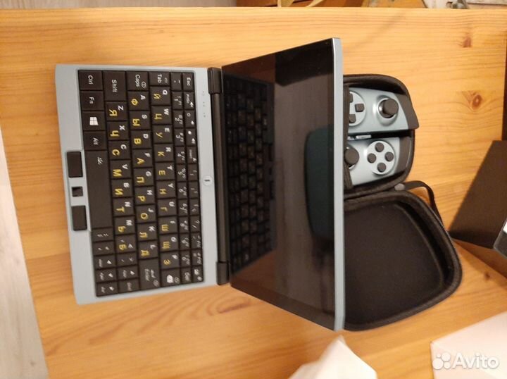 Игровой мини ноутбук