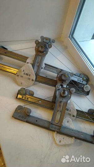 Стеклоподъёмники Дастер, Террано